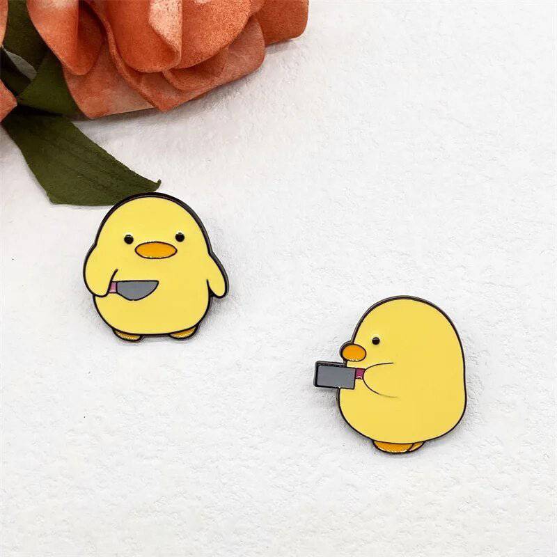 Fun Cartoon Yellow Duck Holding A Knife Enamel Lapel Pin - Creative Personality Gift for Friends - Niyo's Art Shop