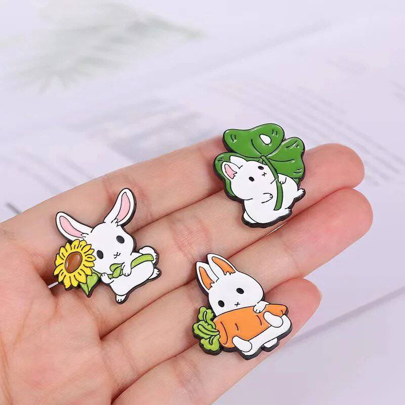 Pin Club | 5 set Custom Bunny Enamel Pins/Brooch - Niyo's Art Shop